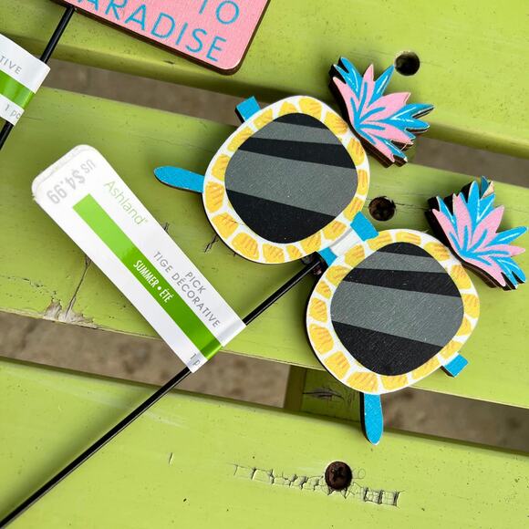 NWT Ashland Set of 4 Summer Themed Pineapple, Tropical Drink Floral Picks - Picture 5 of 10